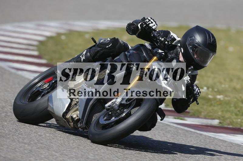 /07 09.04.2026 Cornu Master School ADR/Gruppe blau/4